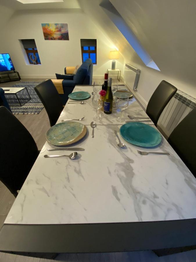Pier House Luxury Apartment ดิงเกิล ภายนอก รูปภาพ