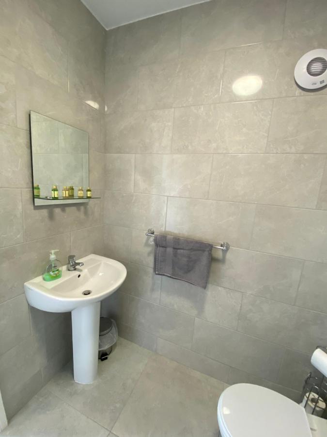 Pier House Luxury Apartment ดิงเกิล ภายนอก รูปภาพ